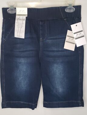 Harmony & Havoc Navy Bermuda Shorts with Contour & Lift Slimming Technology